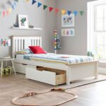 Chester White Solo Bed