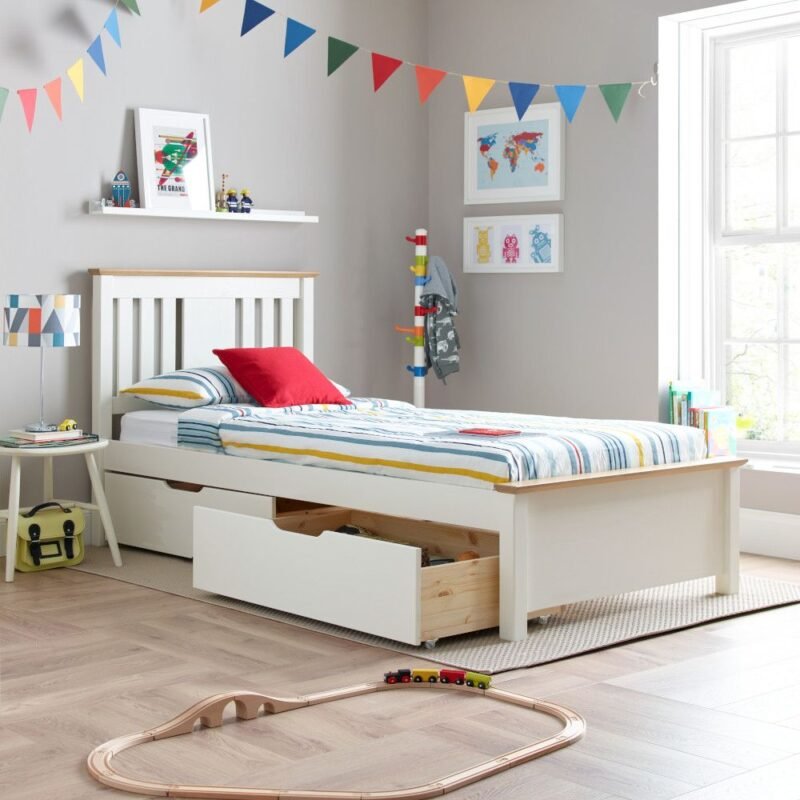 Chester White Bed
