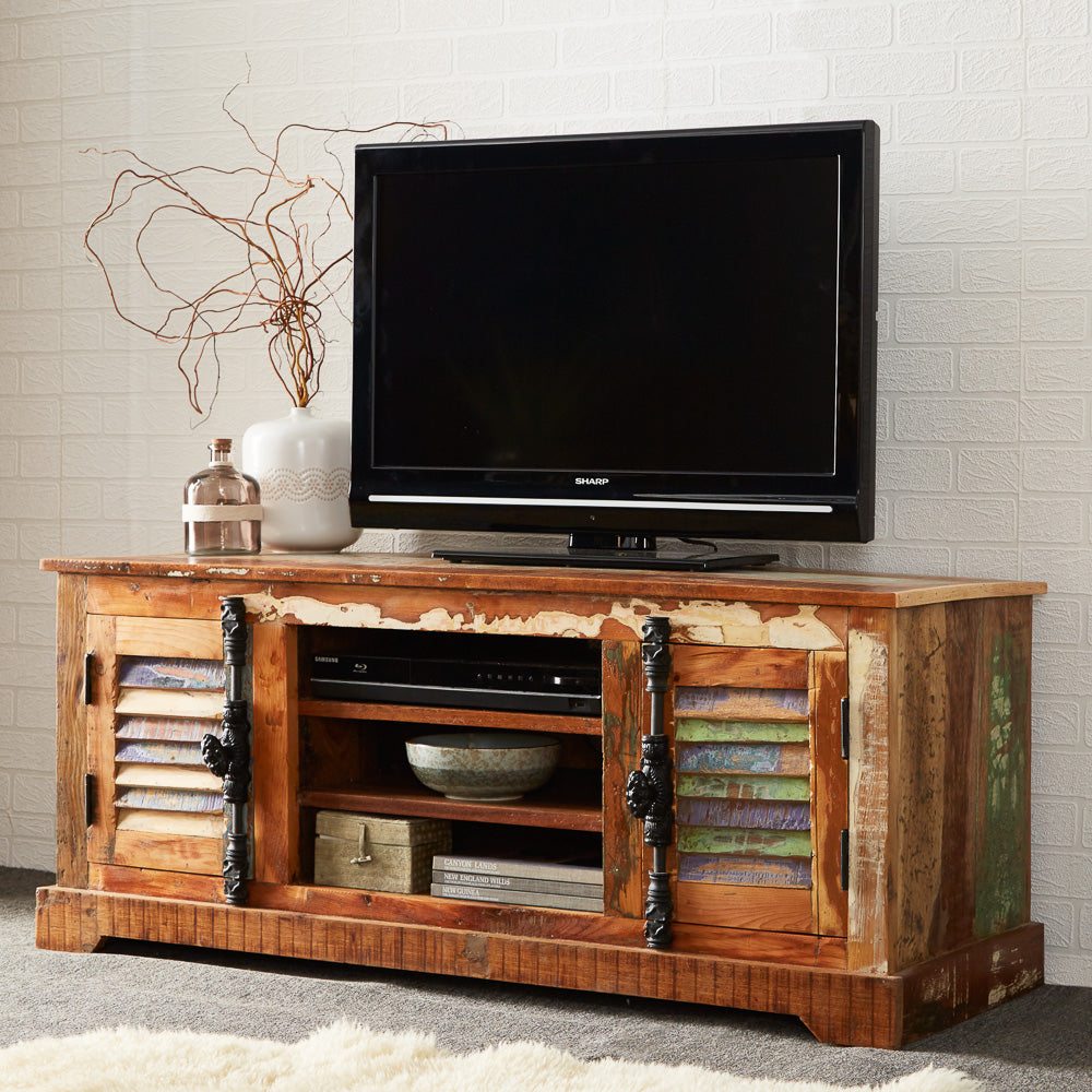 cs-08.jpg Coastal TV Cabinet - Image 1