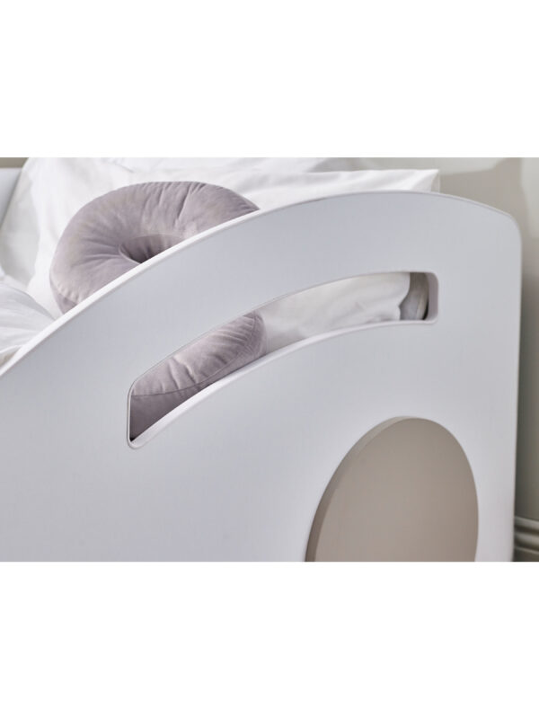 Atlantis Toddler Size White Car Bed - Image 7