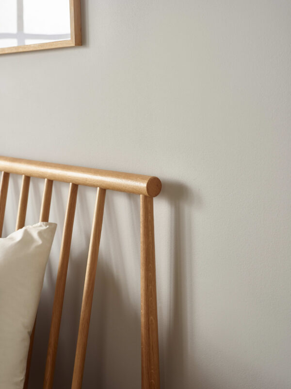 Belton Spindle Bed - Image 7