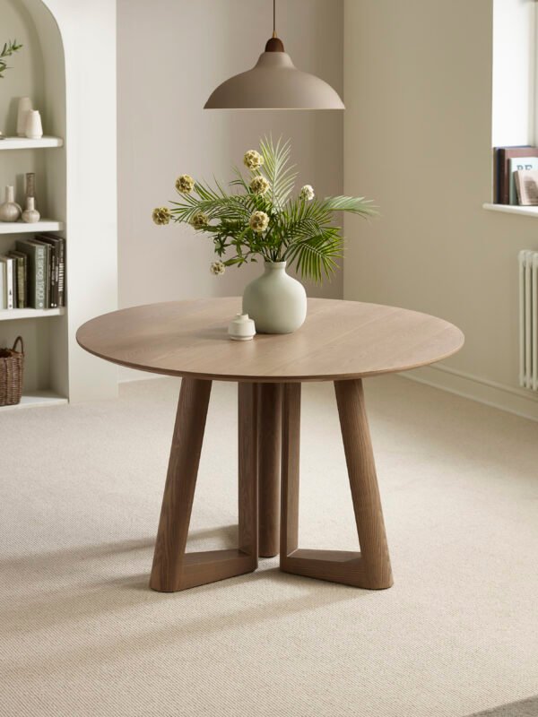 Caravelle Round 4 Seater Dining Table – Smokey Oak Effect