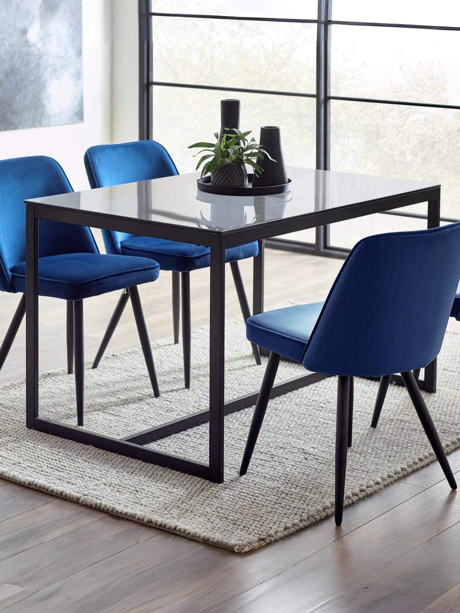 CHI015_1 Chicago Dining Table Smoked Glass
