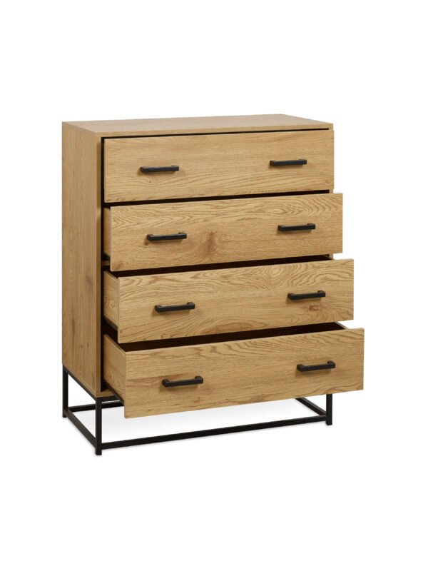Harlow Light Oak Effect 4 Drawer Chest - Image 4