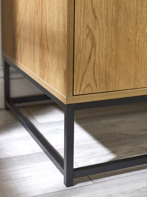 Harlow Light Oak Effect 2 Door Wardrobe - Image 10