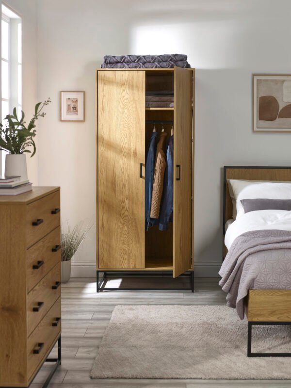 Harlow Light Oak Effect 2 Door Wardrobe - Image 2