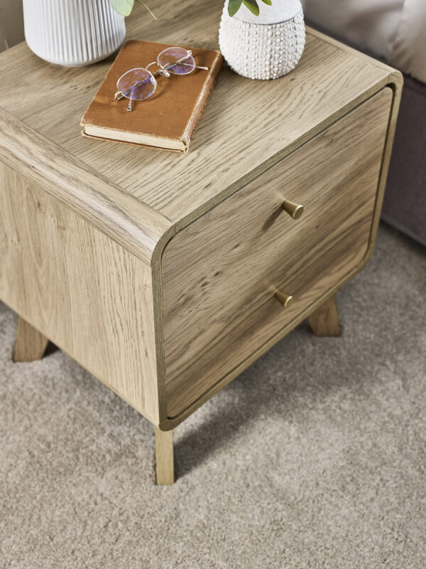 Ingrid 2 Drawer Bedside Oak - Image 10
