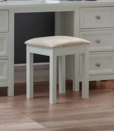 Maine Dressing Stool