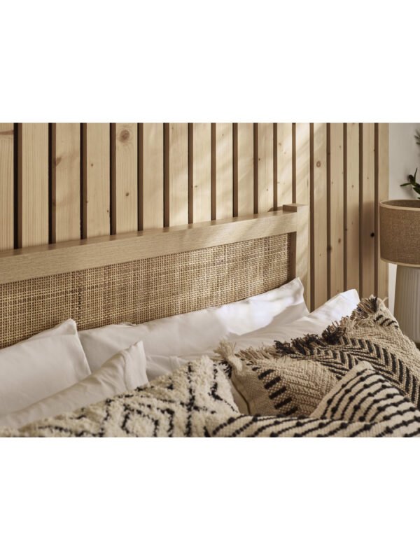Padstow Rattan Bed - Image 8
