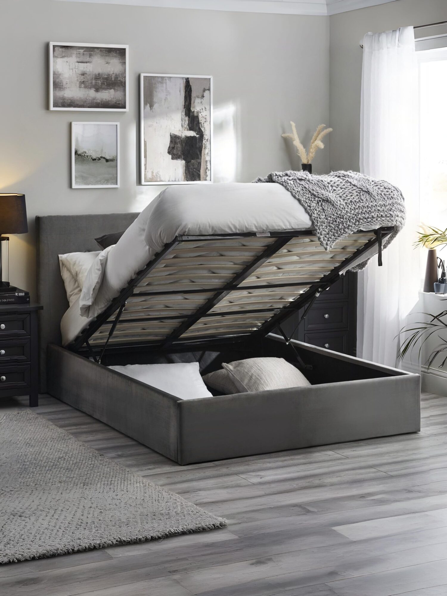 SHO201_1-1 Shoreditch Upholstered Ottoman Storage Bed - Image 1