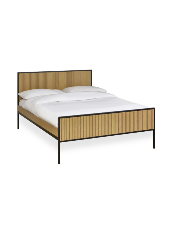 Sia Fluted Bed - Image 3
