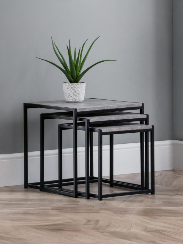 Staten Concrete Nest Of 3 Tables
