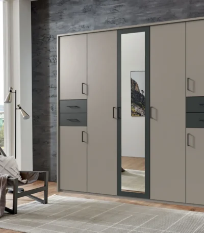 Hornsea 5 Door Wardrobe