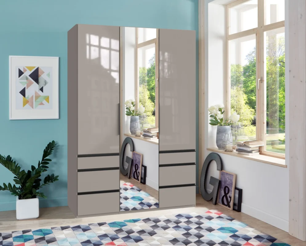 Wendover 3 Door Wardrobe with Drawers