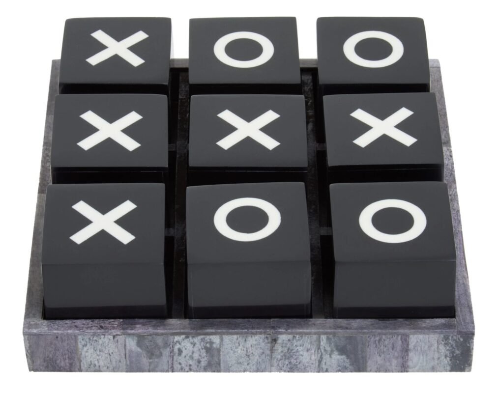 Barra Black and White Noughts and Crosses