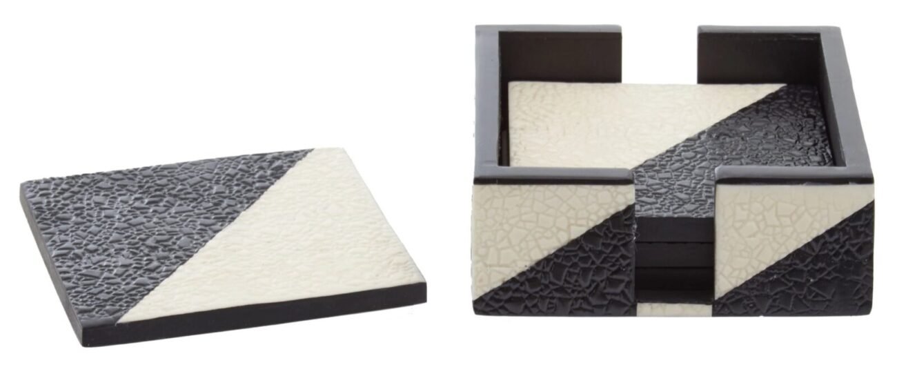 Taransay Set of 4 Black and White Coasters with Holder