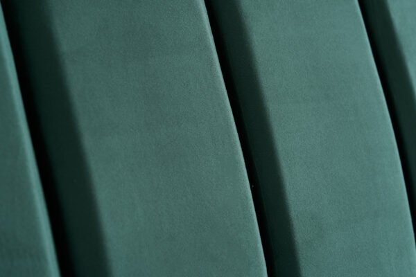 Clover Bed - Image 7