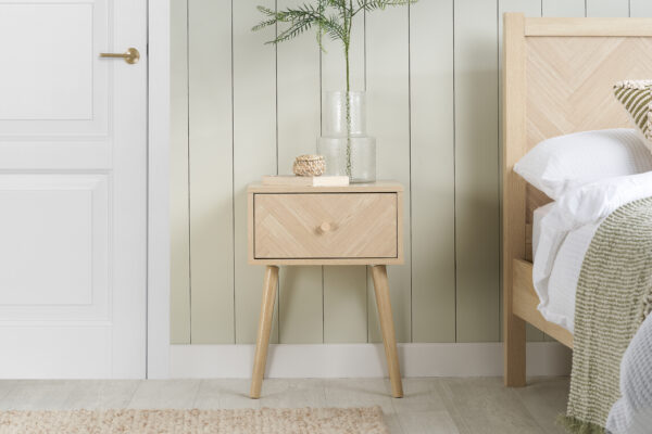 Herringford 1 Drawer Bedside - Image 3