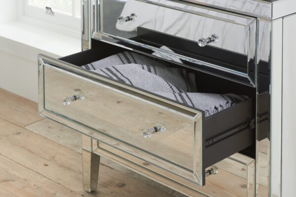 Valencia 3 Drawer Chest - Image 5