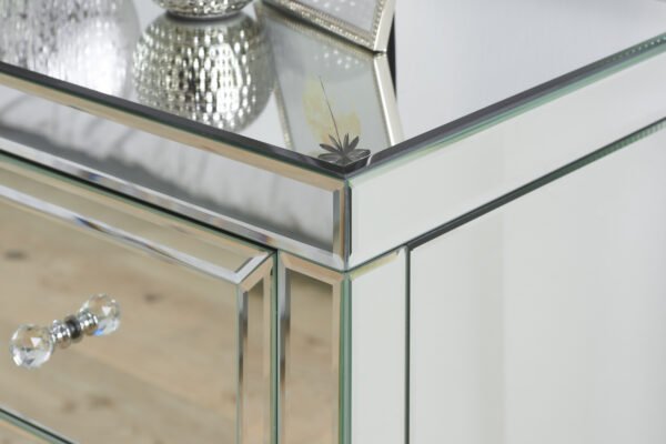 Valencia 3 Drawer Chest - Image 6